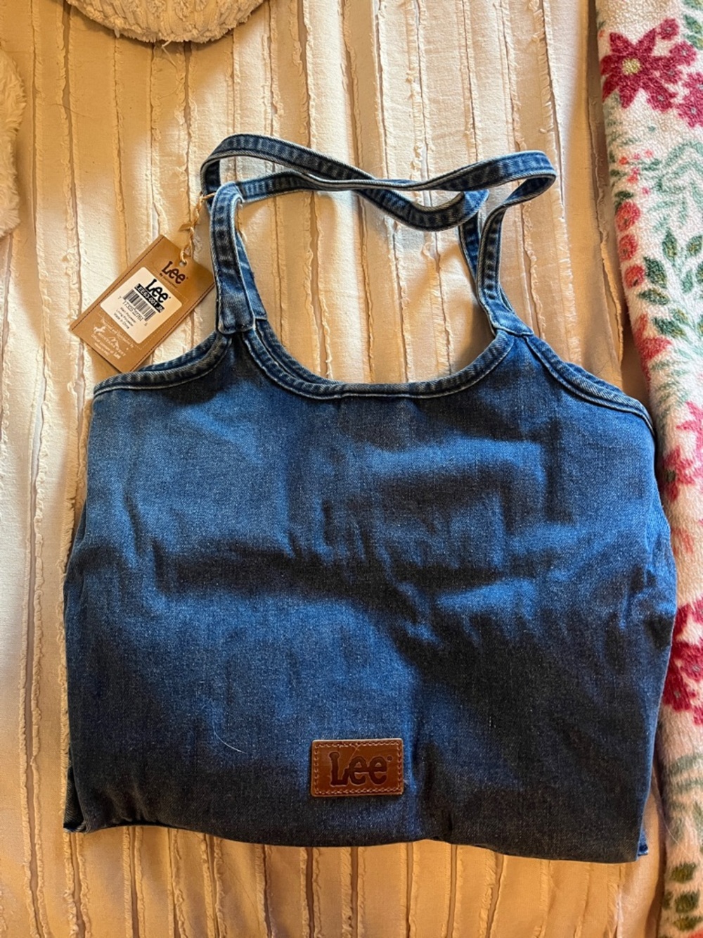 NWT Lee Bag